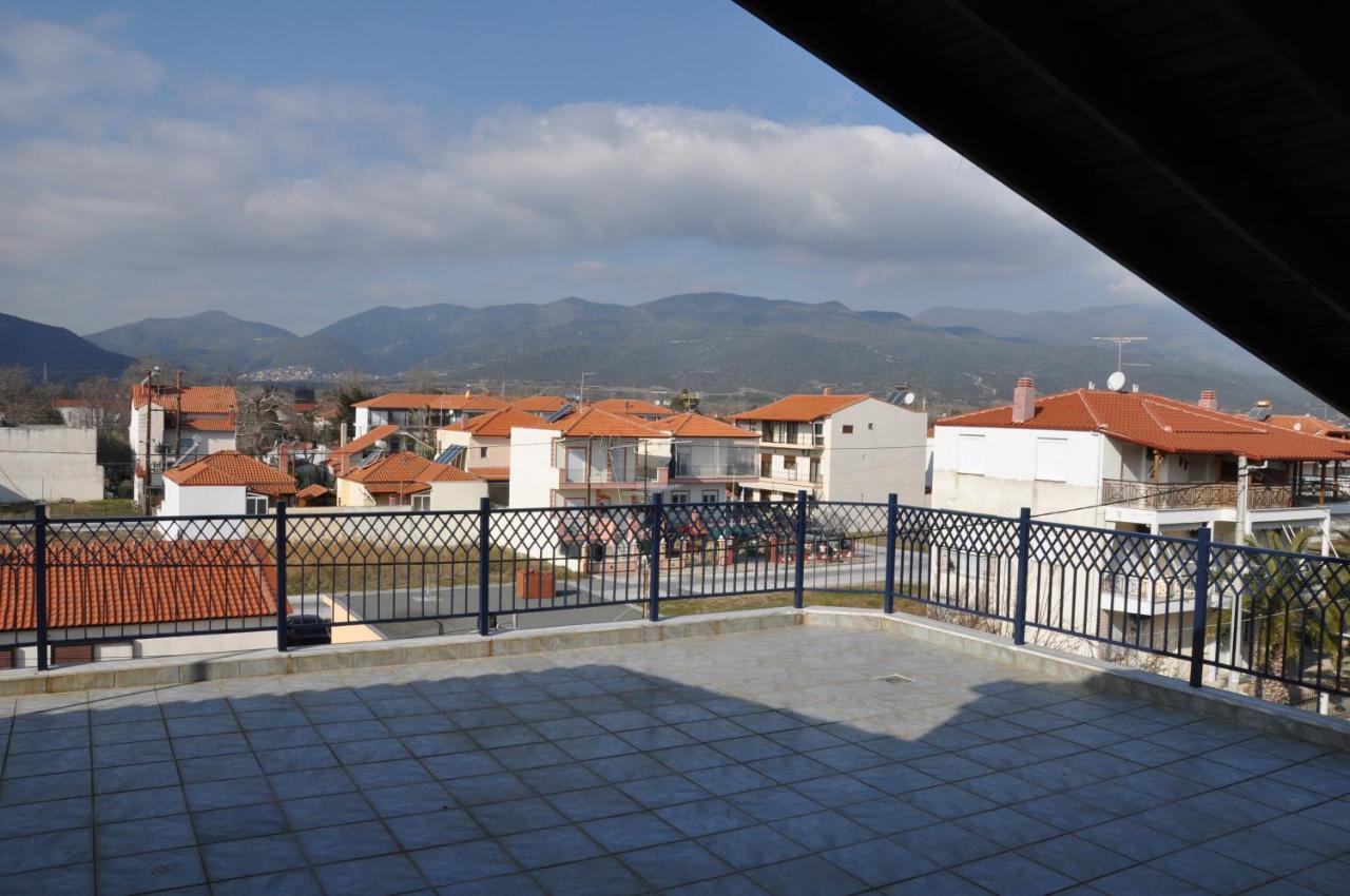 Apartments Stavroula Ηospitality Vrasna Rum bild